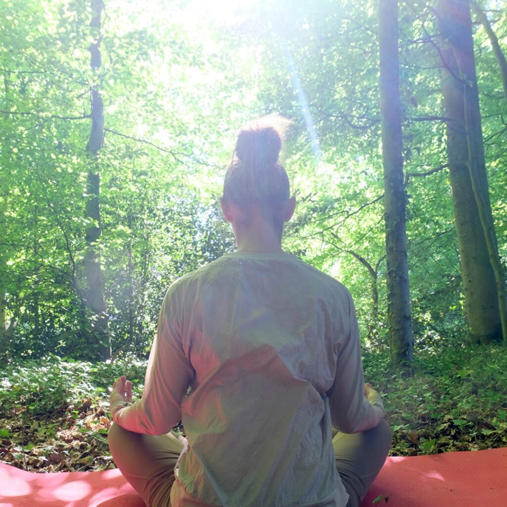 Meditation, Yoga und achtsame Auszeit in der Natur mit Judith Gördes und Cathleen Heimes